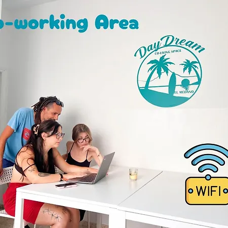 Albergue Daydream Medano Coliving