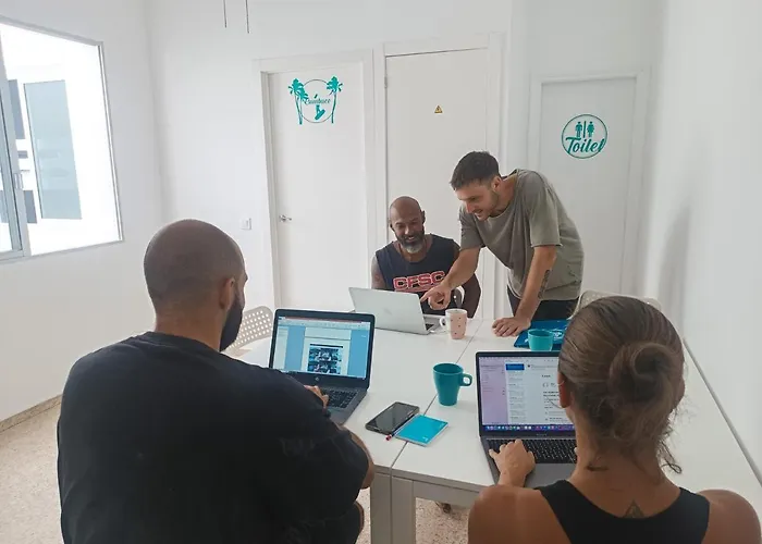 Daydream Medano Coliving אכסניה *